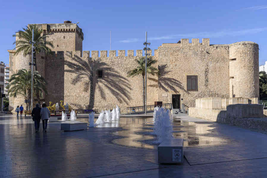 Alicante - Elche 22 - palacio de Altamira.jpg